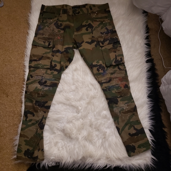 Decibel Pants Decibel Camo Paint Splatter Cargo Pants Poshmark